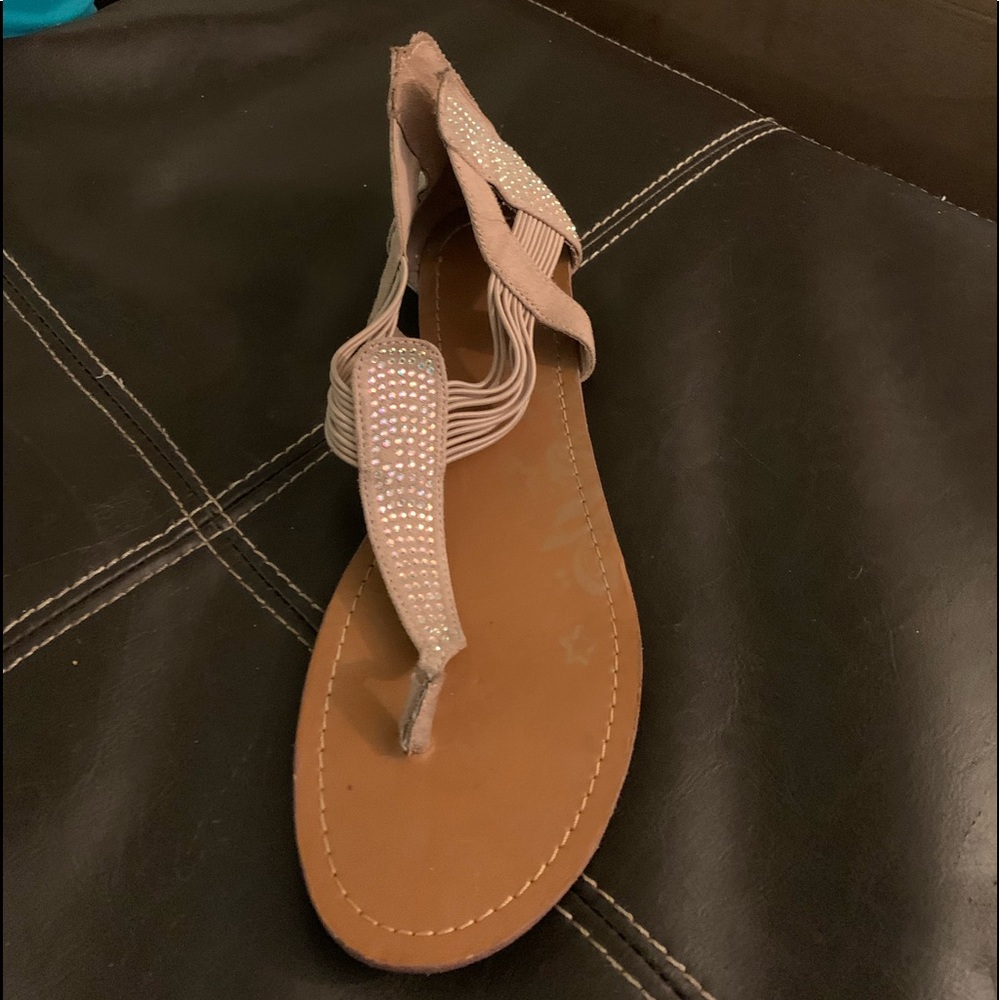 Shoe